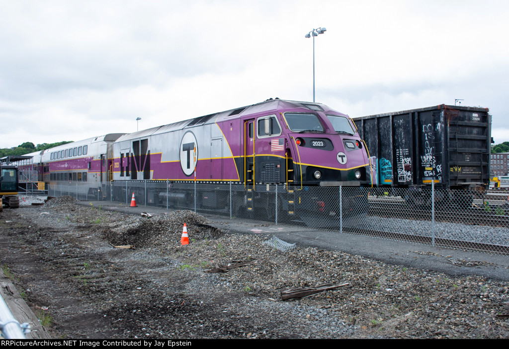 MBTA 2023 waits to head inbound